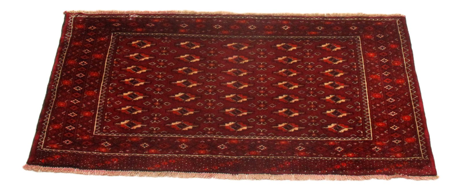 فرش دستباف ترکمن طرح قابي سایز پشتي رنگ زمینه لاكي رنگ حاشیه لاكي کد ۴۱۶۷۷ سایز ۱٫۲۶ در X 0.6