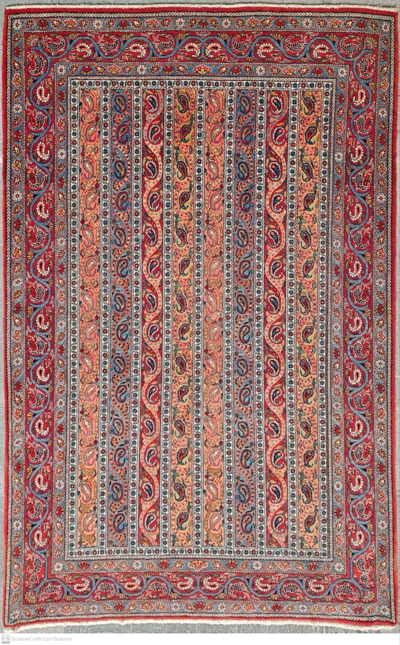 فرش دستباف آنتیک قم طرح محرمات  قاليچه رنگ زمینه الوان رنگ حاشیه لاكي کد ۴۱۲۶۶ سایز ۲٫۰۷ در X 1.37