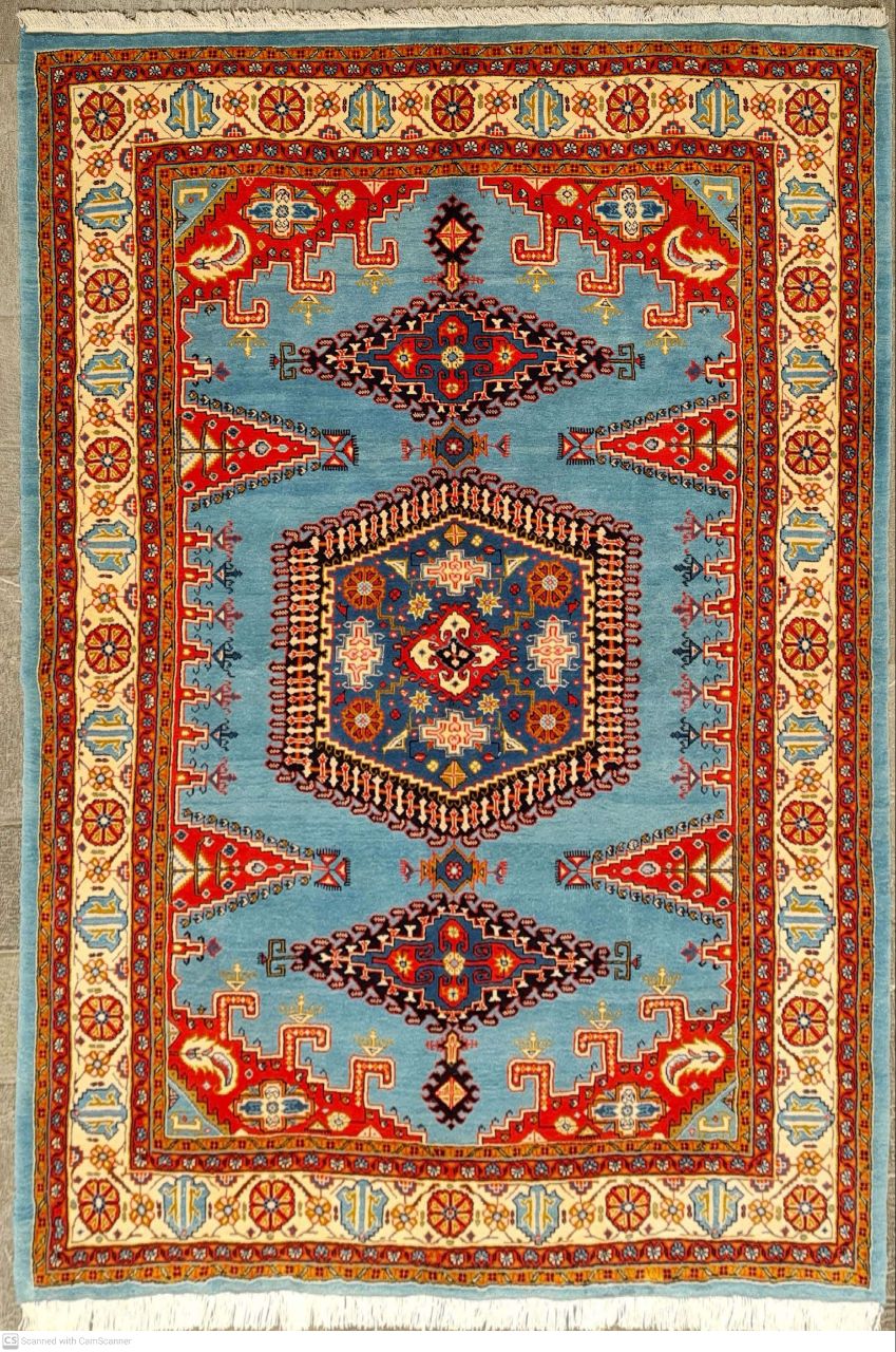 ف فرش دستباف ويس نوبافت طرح لچک و ترنج سایز قالي ۳٫۰۵×۲٫۱ رنگ زمینه آبي رنگ حاشیه كرم کد ۴۵۵۱۵