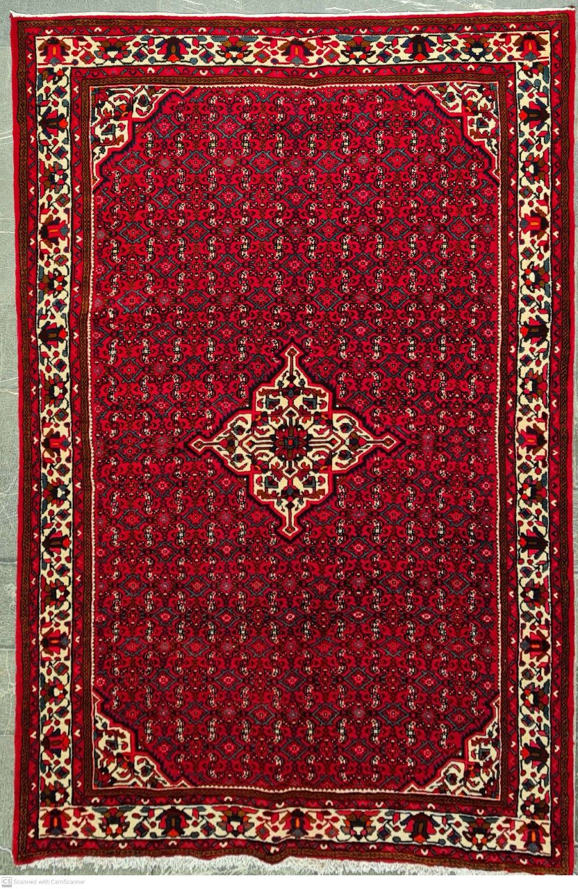 فرش دستباف حسين آباد همدان طرح لچک و ترنج سایز قالي ۲٫۹۵×۲ رنگ زمینه لاكي رنگ حاشیه كرم کد ۴۵۵۲۷
