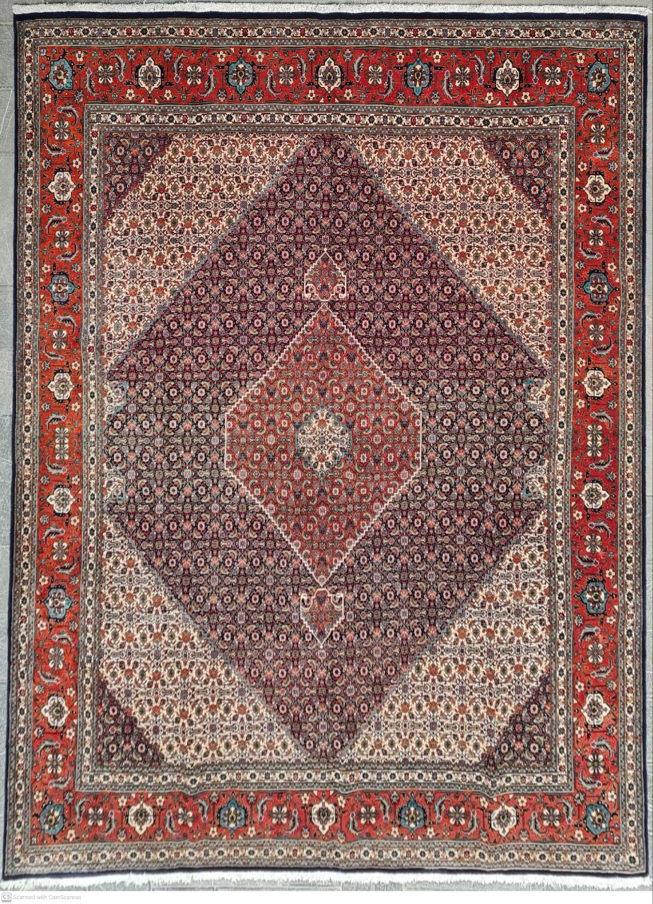 فرش دستباف تبريز ۴۰ رج طرح ترنجي ماهي سایز قالي ۴×۳٫۱ رنگ زمینه سرمه اي رنگ حاشیه لاكي کد ۴۵۹۲۴
